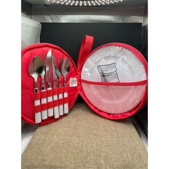 New Sunnylife Lovers Picnic Set in Malibu 2 place Setting Gift Idea Swag - Picture 2 of 6